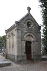 1 vue  - chapelle funéraire de la famille Bourdais-Monnier (ouvre la visionneuse)
