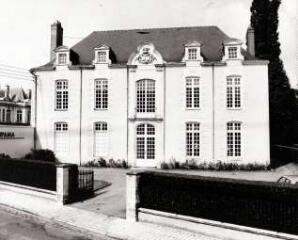 1 vue  - hôtel Leclerc des Gaudesches (ouvre la visionneuse)