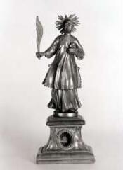 1 vue  - statue-reliquaire (statuette) : Saint Etienne (ouvre la visionneuse)