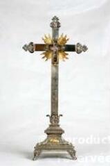 3 vues  - croix-reliquaire de la Vraie Croix (ouvre la visionneuse)